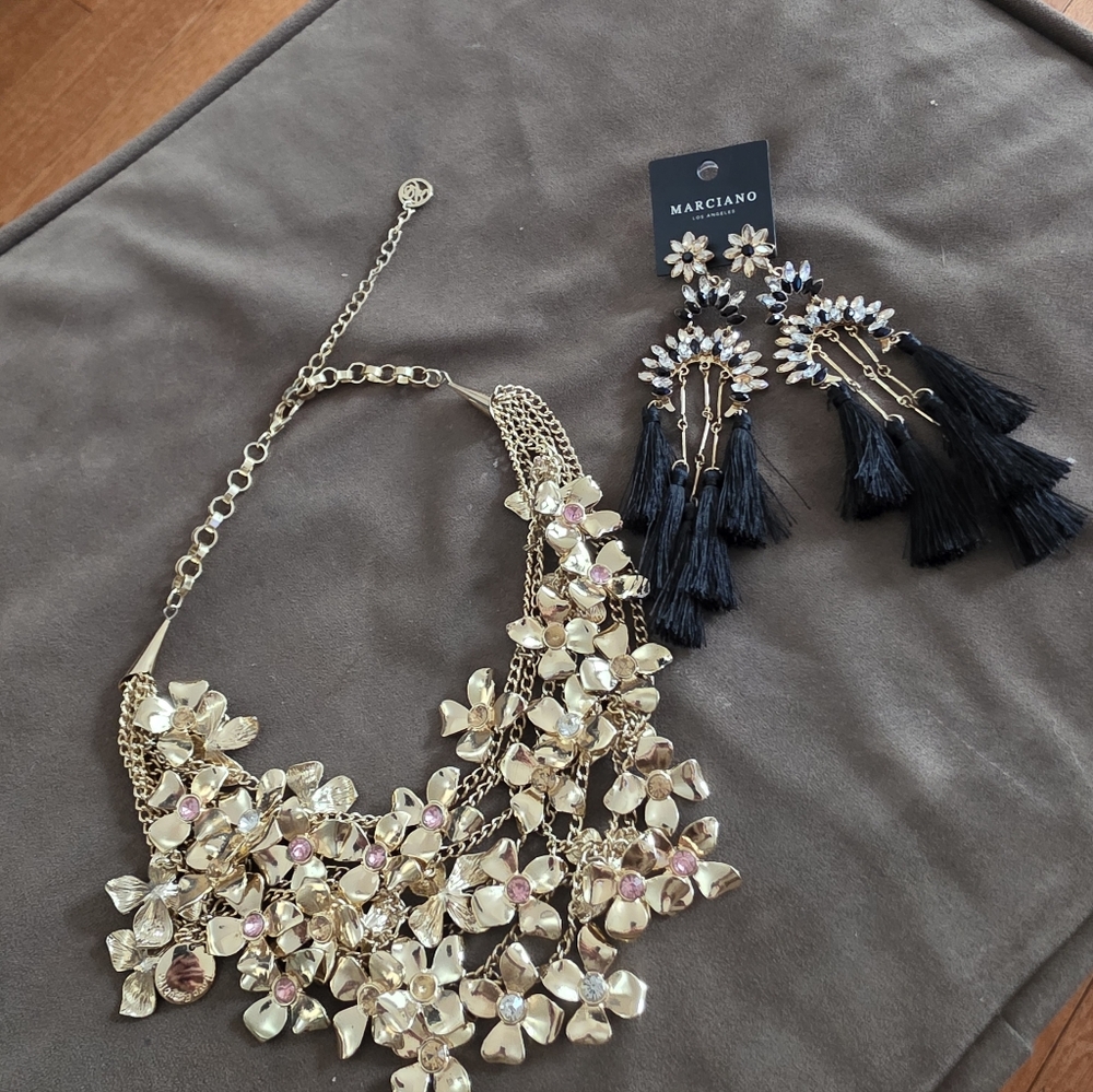 Marciano necklace and earring - Picture 3 of 5